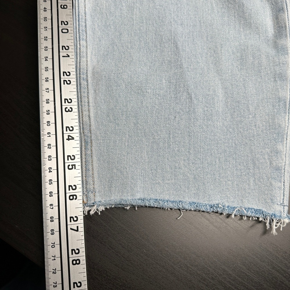 Abercrombie Curve Love Mom Jeans Womens 32 sz 14 High Rise Light Wash Denim NWT - Picture 8 of 8